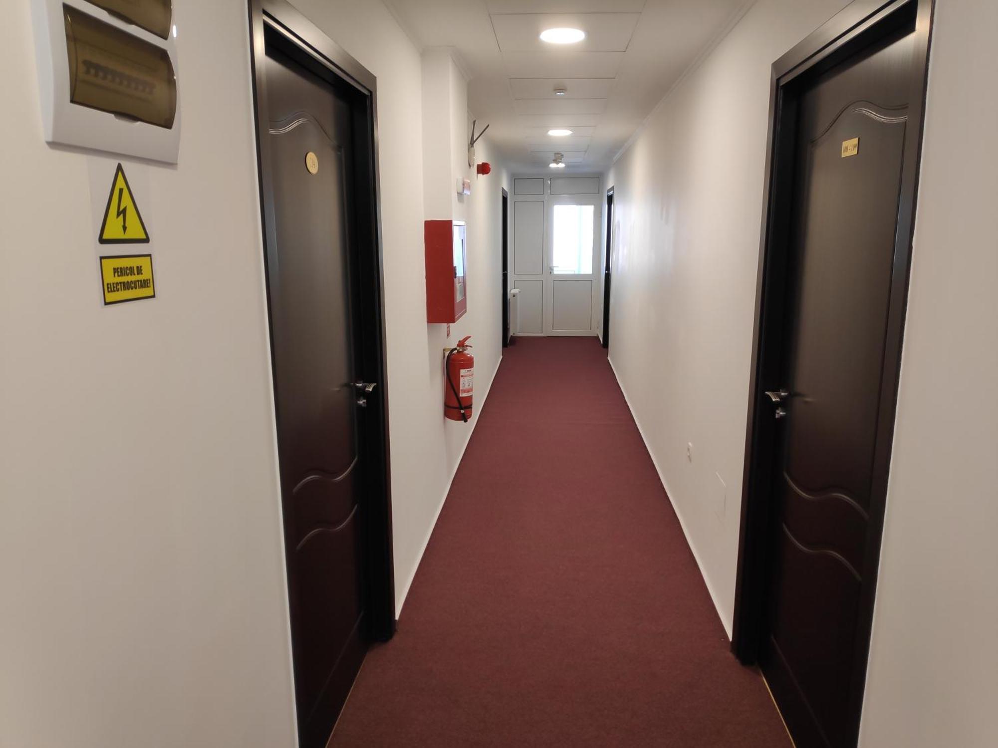 Hostel Caliman Caciulata Exterior photo